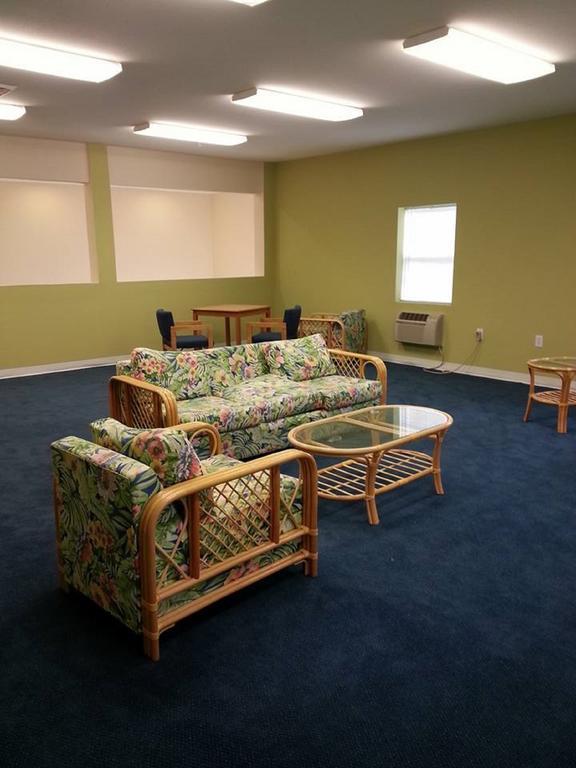 Lewiston Hall Hostel Foley Kültér fotó